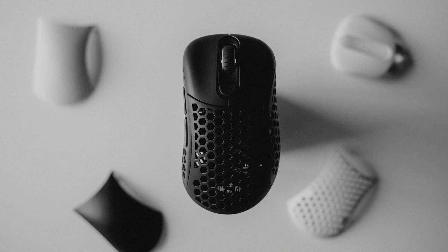 Ergonomic Wireless Mouse – High-Precision Optical Sensor with Adjustable DPI
