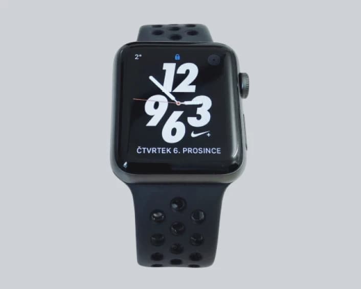 PulseForge Pro Smartwatch